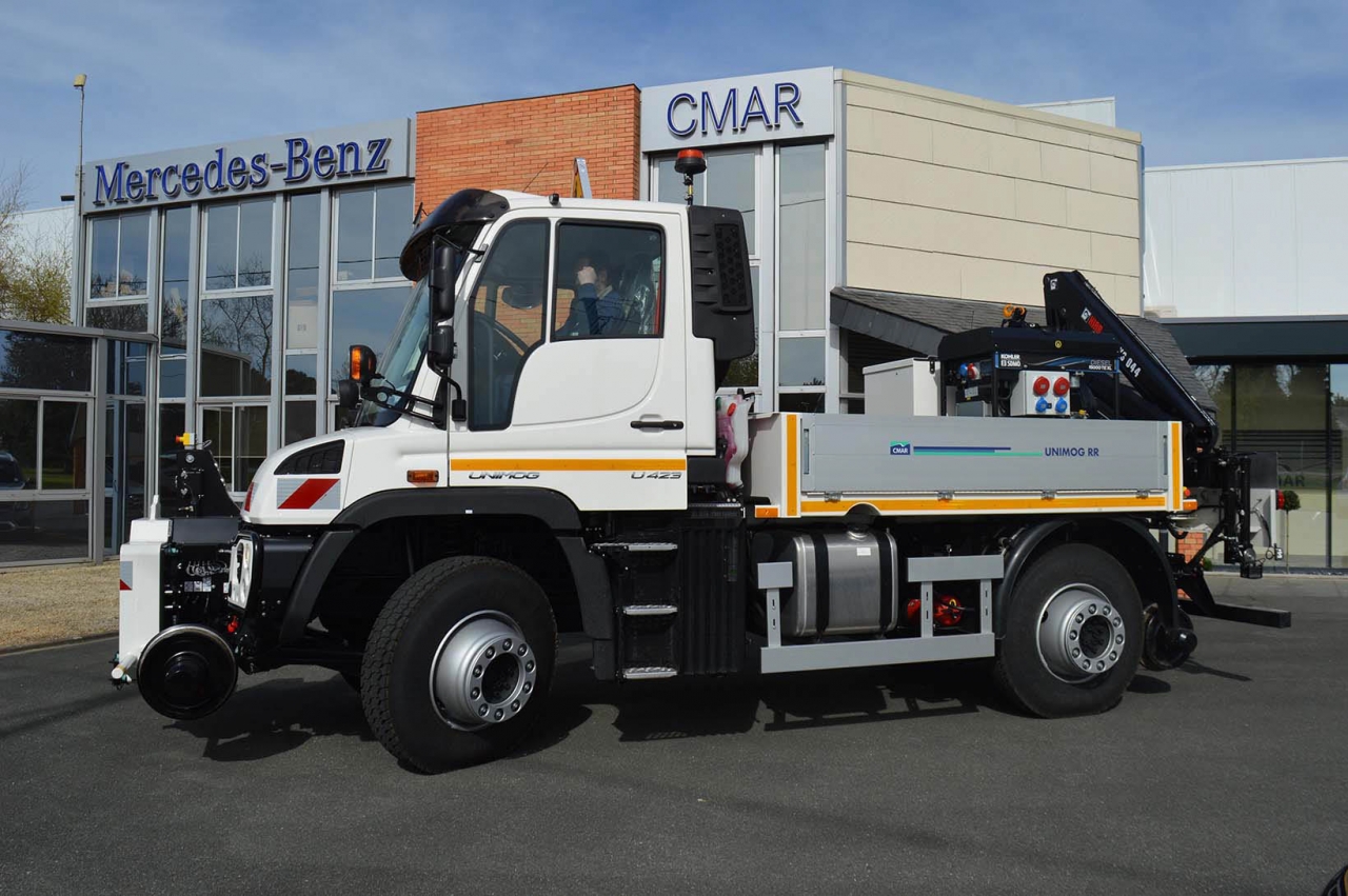 UNIMOG rail-route grue image 3